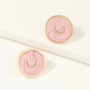3/$30 💛 Horseshoe Enamel Stud Earring
